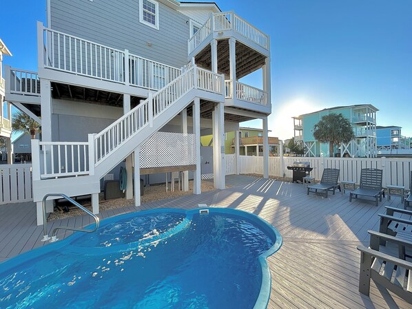 Pool - 5 bedrooms, 4 bathrooms,  2nd Row Home w/ Heated Pool! (Supply)