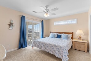 5 bedrooms, WiFi - 5 bedrooms, 4 bathrooms,  2nd Row Home w/ Heated Pool! (Supply)