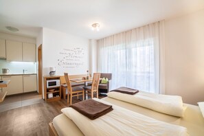 1 chambre, Wi-Fi gratuit, draps fournis