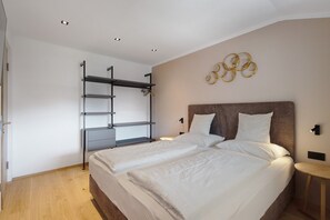 1 quarto, Wi-Fi de cortesia, roupa de cama