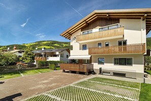 Exterior - Premium Apartment Hofer Silena – Fast Internet, Free Parking (Niederdorf)