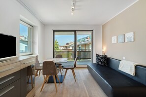 Living area - Premium Apartment Hofer Barbara – Fast Internet, Free Parking (Niederdorf)