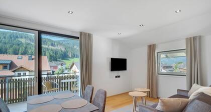Apartment "Hofer Marianna" with Mountain View, Wi-Fi, Balcony and Garden