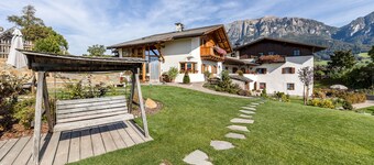 Appartement de vacances "Florerhof Lavendel" avec vue sur la montagne, sauna, Wi-Fi et jardin