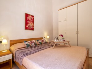 2 bedrooms
