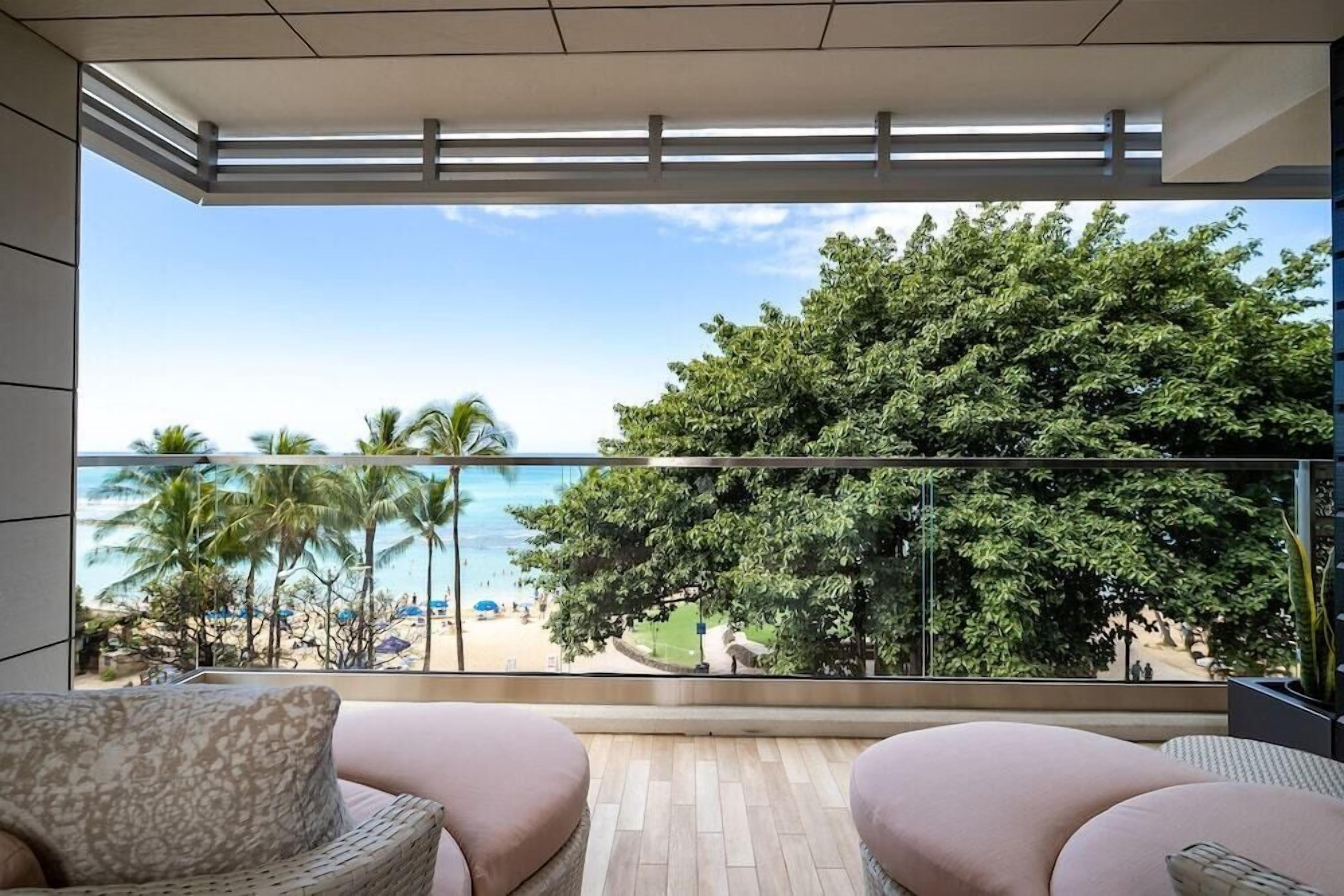 Espacio The Jewel Of Waikiki Reviews, Deals & Photos 2026