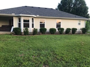 Exterior - Lake Sequoyah Park Getaway (Fayetteville)