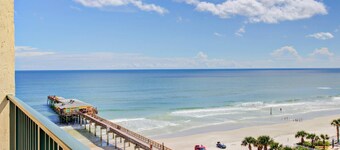 Ocean & River Views | 2BR | Balcony | Sleeps 6 | Free Daily Activities Included