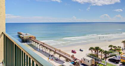 Ocean & River Views | 2BR | Balcony | Sleeps 6 | Free Daily Activities Included