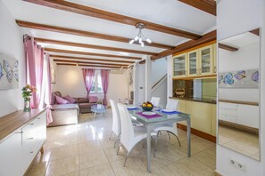 Dining - 016 Palmar, 171 (Denia)