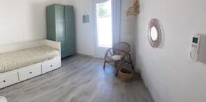 3 chambres, fer et planche à repasser, Wi-Fi