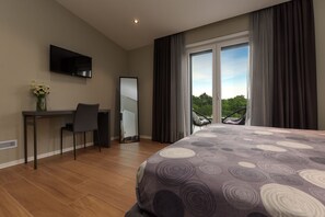 5 bedrooms, internet