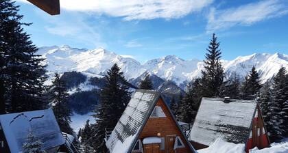 Chalet au Coeur de Guzet 1500m - vue Dégagée sur les Montagnes