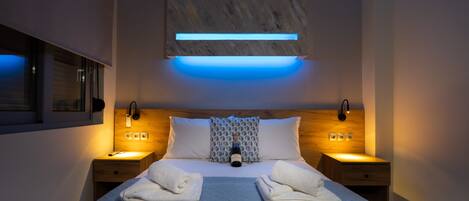 Classic Apartment | In-room safe, laptop workspace, soundproofing, iron/ironing board