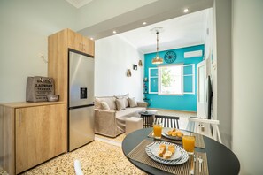 Basic Apartment | Private kitchen - Elpidas Marble House (Chania)