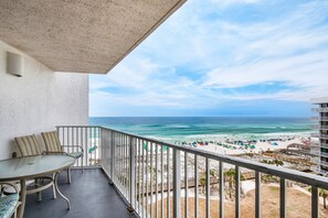 Property grounds - ⭐Stunning Gulf Views~Steps 2 Beach~2 Pools + Hot Tub~3BR Mainsail 176⭐ (Miramar Beach)