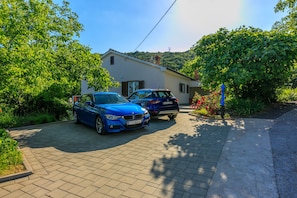 Free self-parking - House Vicky (Moscenicka Draga)