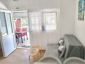 Apartment (A2) | Private kitchen | Fridge, microwave, stovetop, electric kettle - Apartments Matas (Rogoznica)