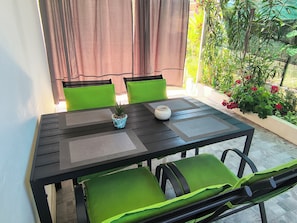 Apartment (A1) | Garden - Apartments Matas (Rogoznica)