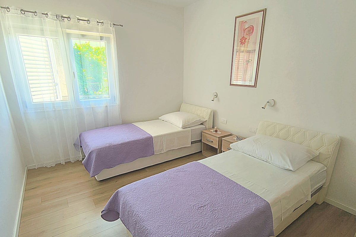 Apartment (A1)