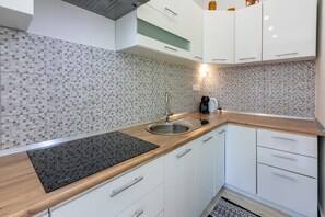 Cuisine privée | Réfrigérateur, four à micro-ondes, un four, surface de cuisson