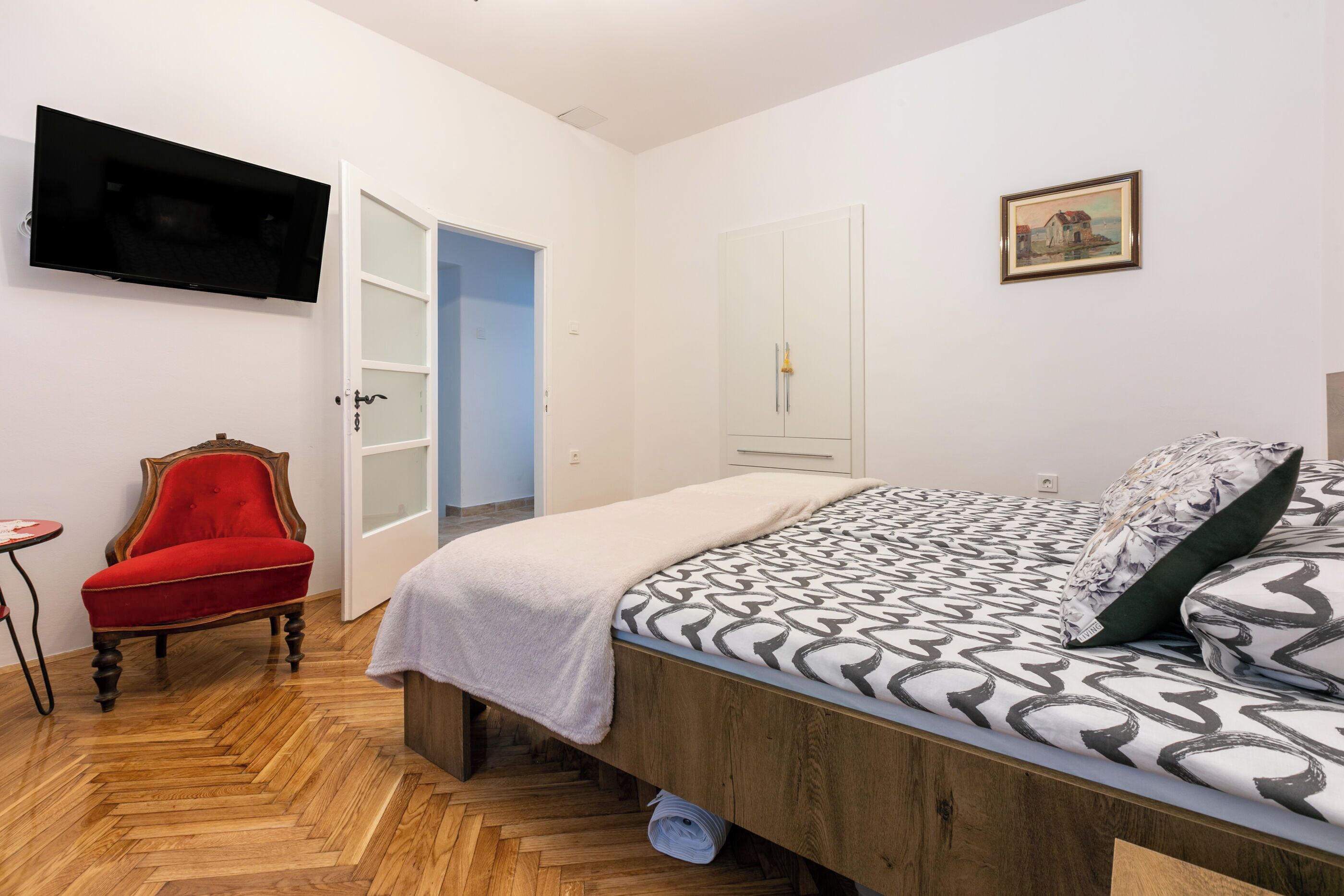 3 dormitorios, tabla de planchar con plancha, wifi gratis