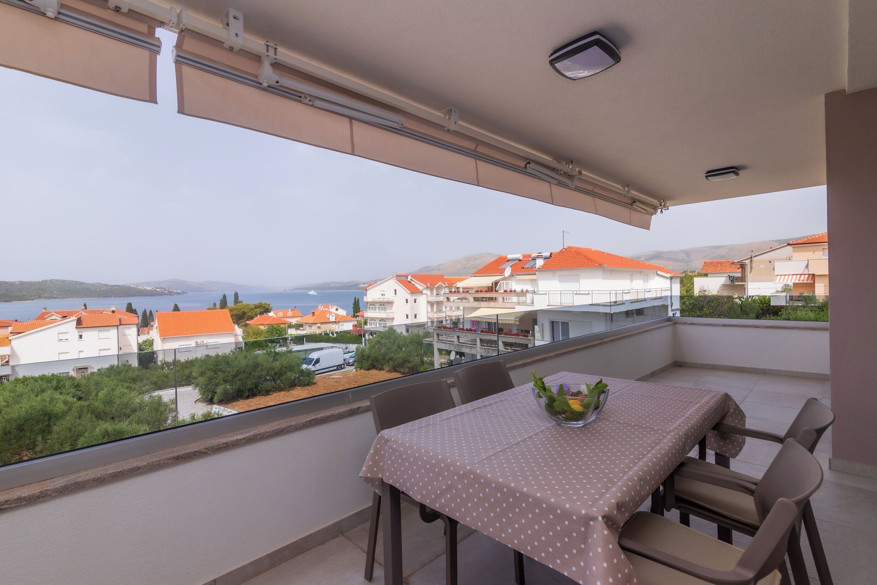 Apartment (A4) | Balkon