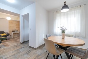 Villa | Private kitchen | Fridge, microwave, oven, stovetop - Villa Strikina Kuca (Zagvozd)