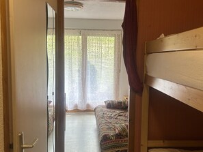 1 bedroom