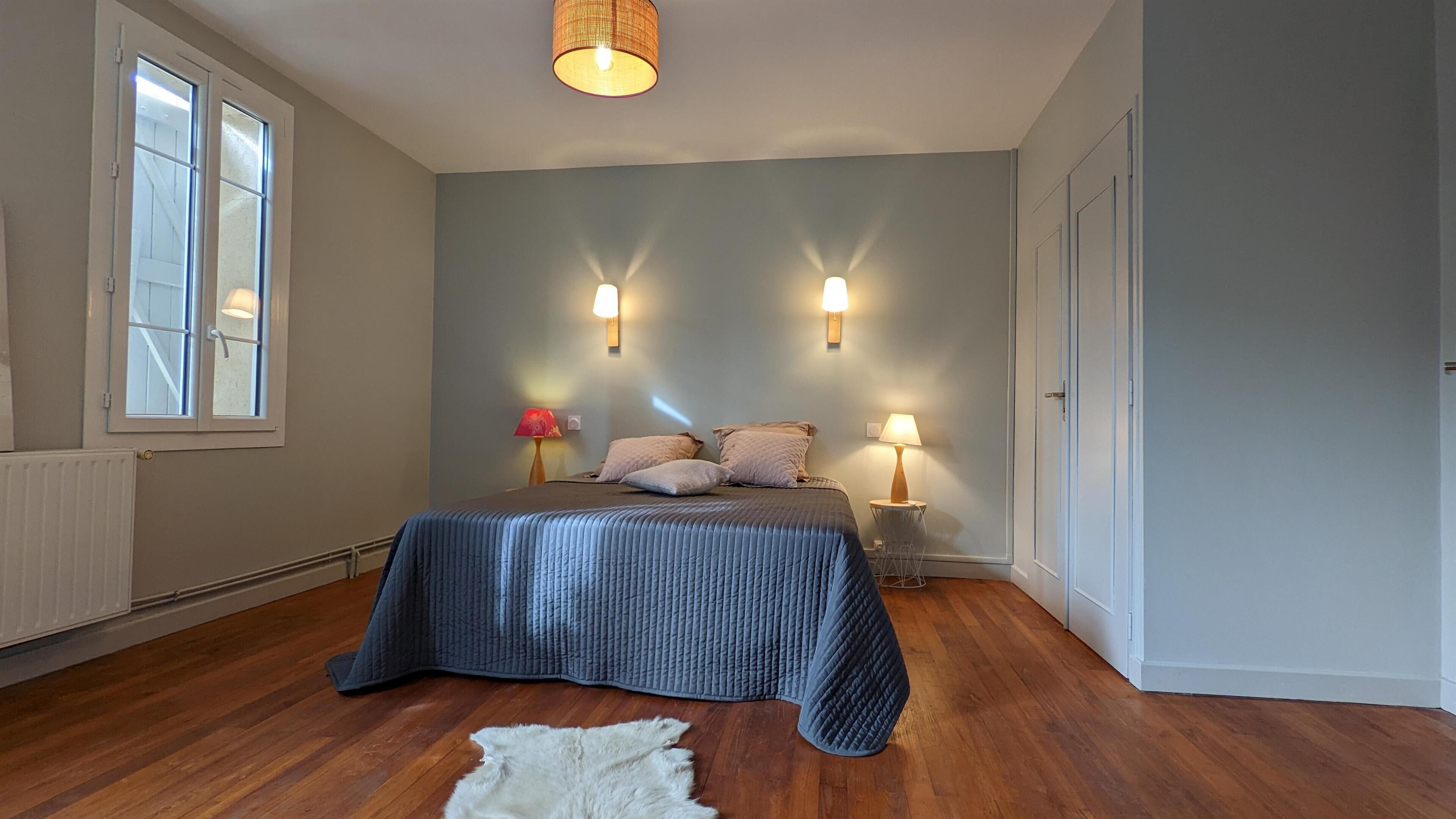 3 chambres, fer et planche à repasser, Wi-Fi gratuit