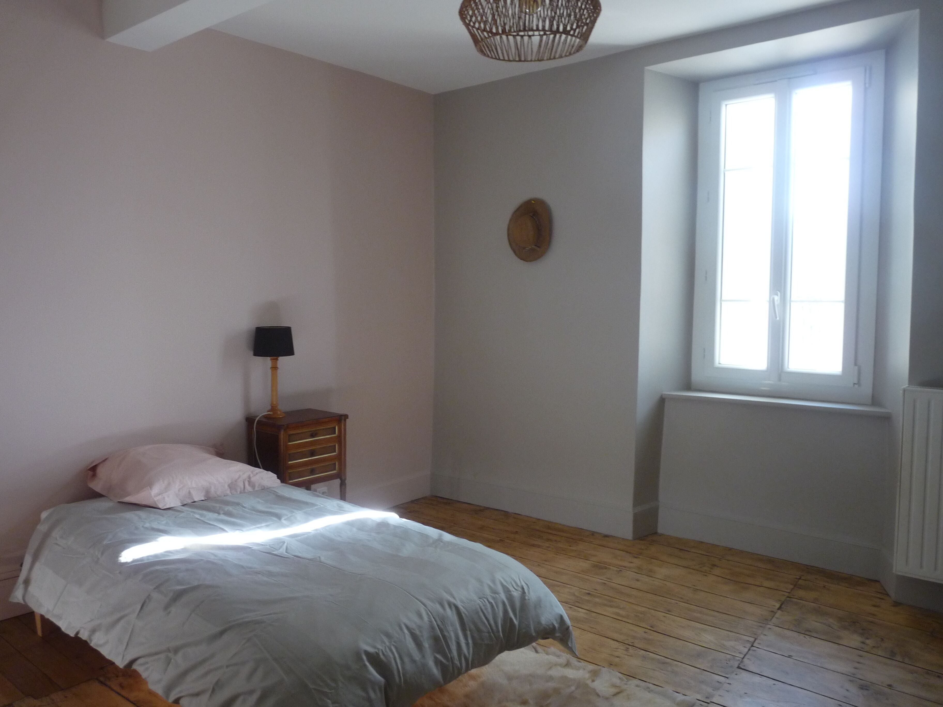 3 bedrooms, iron/ironing board, free WiFi