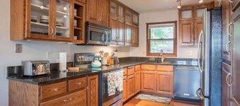 Spacious home in the South Hills of Missoula with a great view.