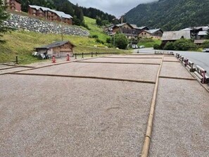 Property grounds - Spacious 3-room apartment, near slopes, sleeps 8, pool access (Saint-Jean-d'Aulps)