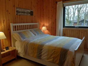 3 Schlafzimmer, Bügeleisen/Bügelbrett, Reisekinderbett, kostenloses WLAN