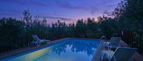 Honeymoon House, 3 Bedrooms, 2 Bathrooms, Mountainside (Casa Citille) | Pool