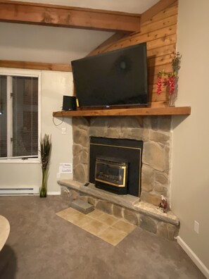 Interior - Mountain gateway in the beautiful Lake Harmony (lake harmony)