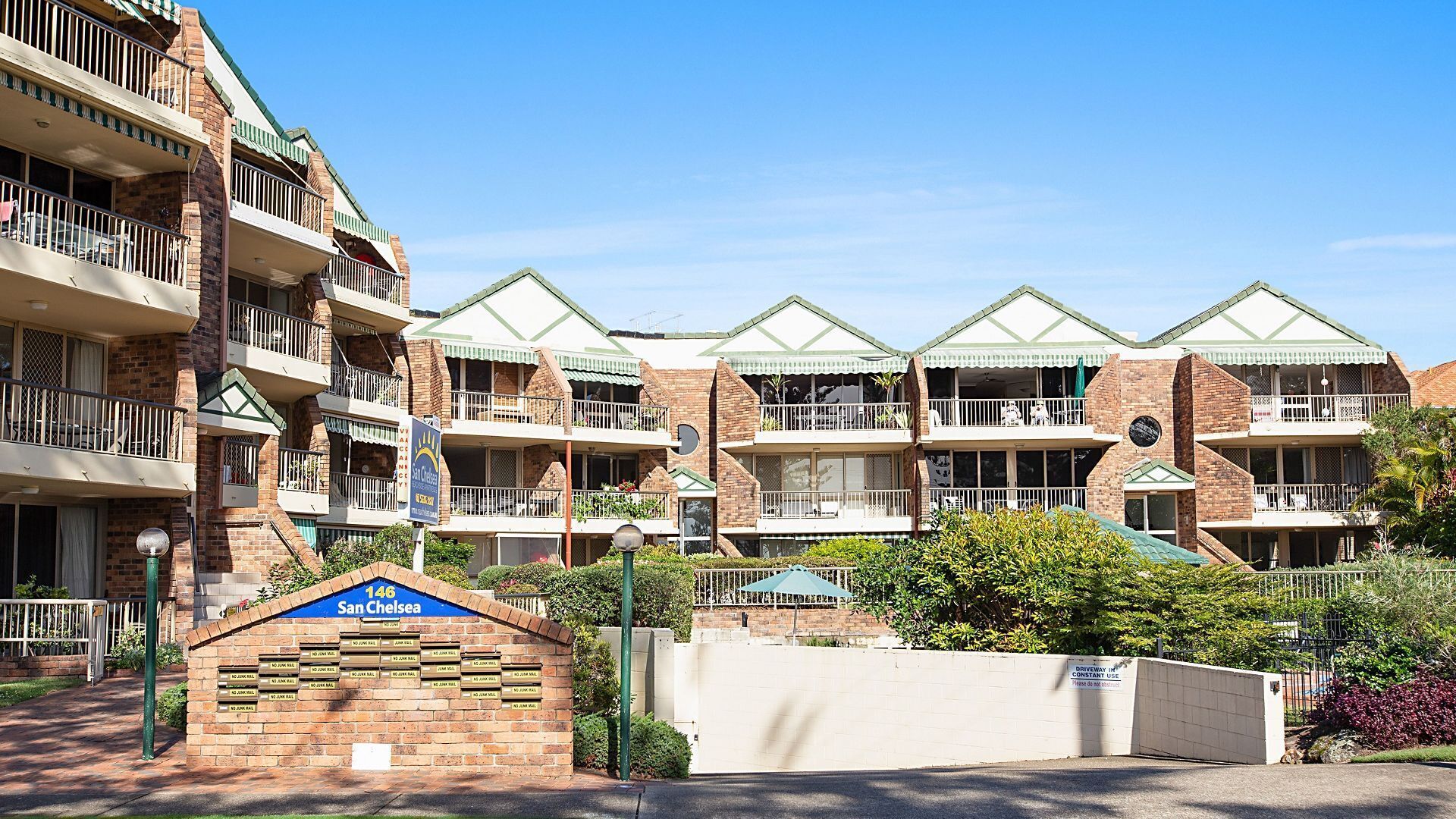 San Chelsea 16 - Beachfront Bilinga - Linen Provded! — image 13