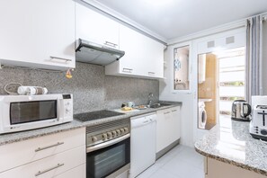 Fridge, microwave, oven, dishwasher