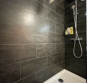 Amenidades de baño gratuitas 