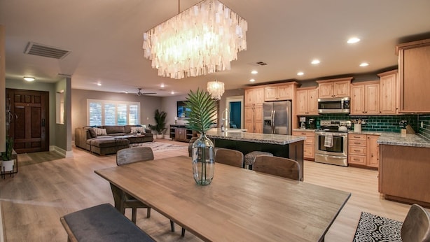 Studio (4 Bedrooms) | Spisestue