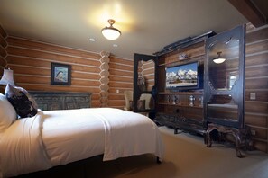 5 bedrooms, desk, iron/ironing board, free WiFi