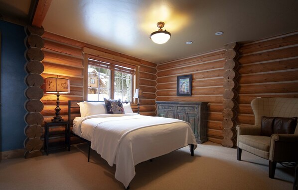 5 bedrooms, desk, iron/ironing board, free WiFi