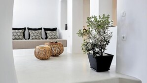 Vila (Stellar Sun Suite)