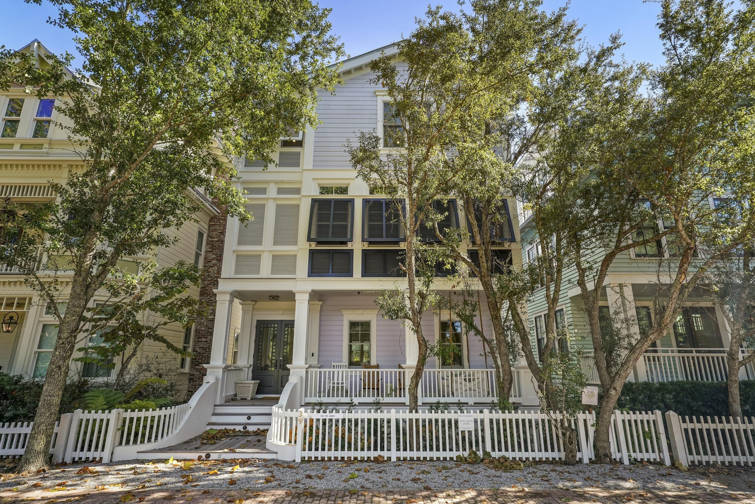 NEW 6 BEDROOM LUXURY CONSTRUCTION IN SEASIDE SLEEPS 16! -On The Lawn