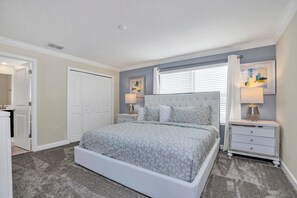 4 bedrooms, WiFi, bed sheets