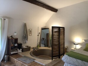 4 عدّة غرف نوم وواي فاي