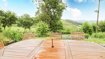 Cottage | Outdoor dining