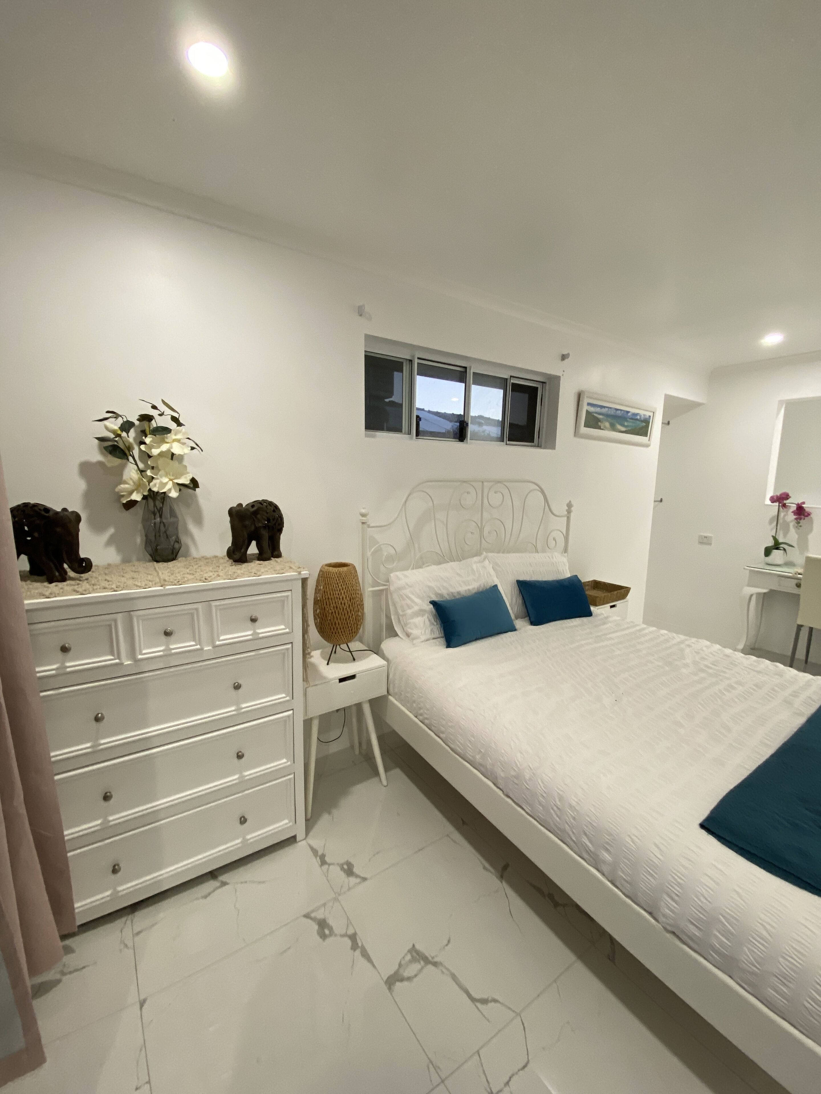 Studio 12- One Street away from the beach