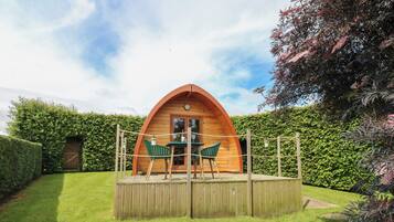 Cottage | Outdoor dining