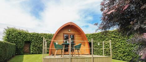 Cottage | Outdoor dining